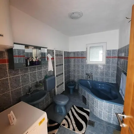 Kuca Za Odmor Ceif Holiday home *