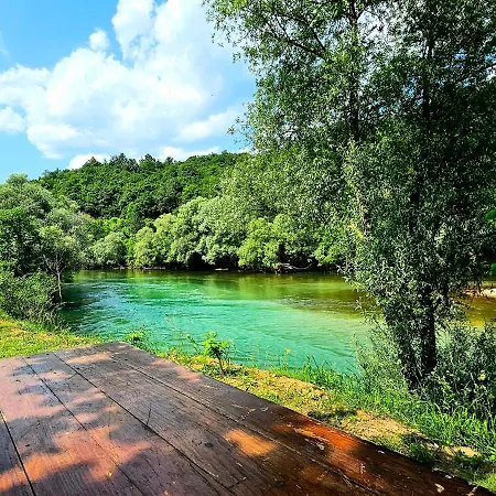 Holiday home Kuca Za Odmor Ceif Dropci